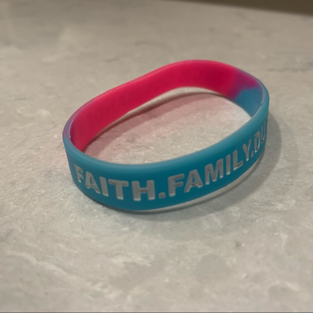 Duck Commander Bracelet - Picture 3 of 5